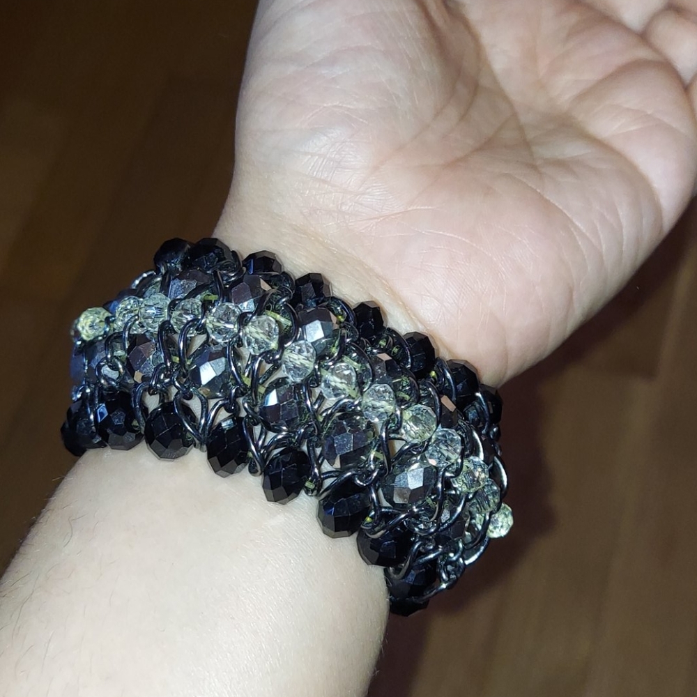 Stretchable fancy bracelet